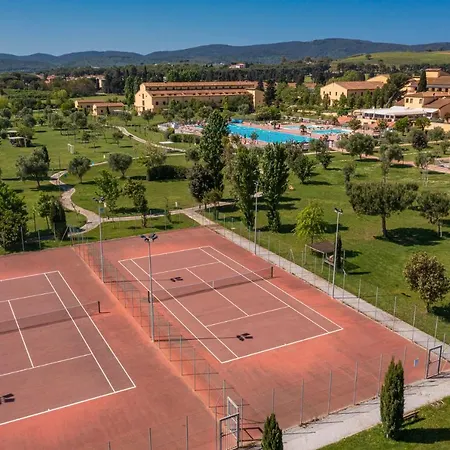 Poggio All'agnello Sport & Family Holidays 4*