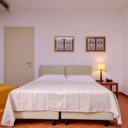 Üdülőpark Poggio All'agnello Sport & Active Holidays 3*