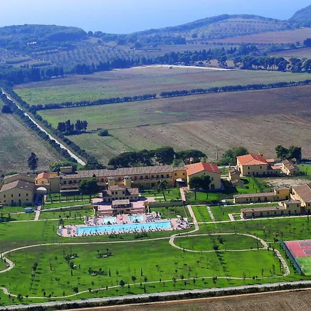 Poggio All'agnello Sport & Family Holidays 홀리데이파크