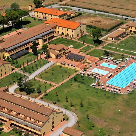 Poggio All'agnello Sport & Family Holidays 4* 포퓰로니아