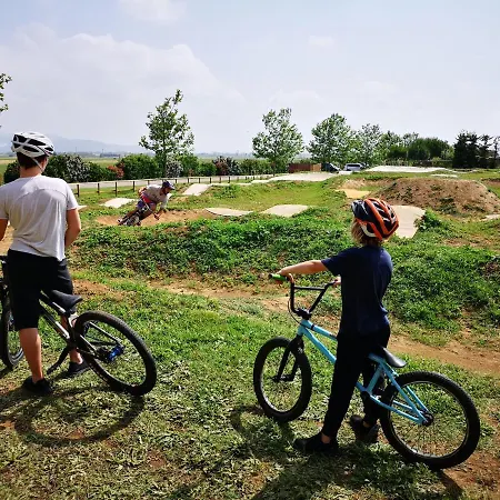 Poggio All'agnello Sport & Family Holidays 포퓰로니아