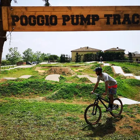 Poggio All'agnello Sport & Family Holidays 포퓰로니아